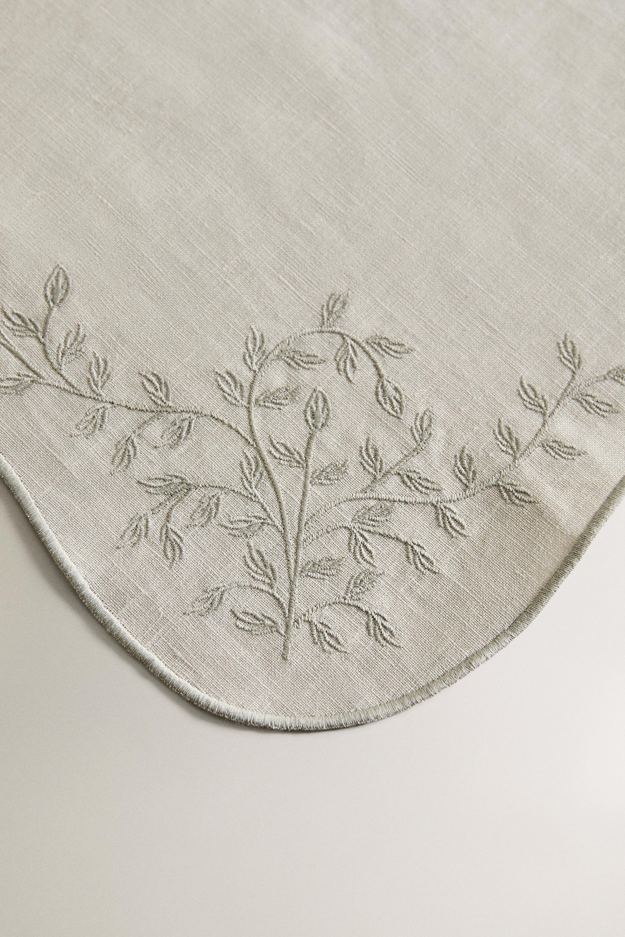 SET DE TABLE LIN BRODERIE VÉGÉTALE